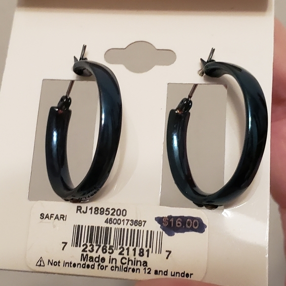 Relic Rhinestone Neutral Multicolor Hoop Earrings Gunmetal FALL - Picture 6 of 7